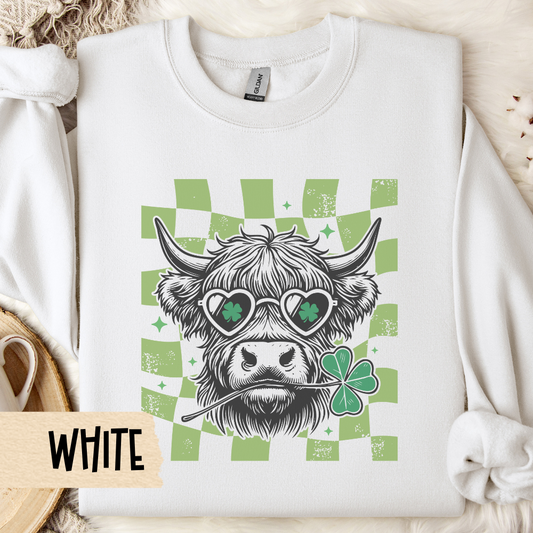 Highland Cow St Patrick's Day Crewneck Sweatshirt, Retro Irish Lucky Green, St Paddy's Day Jumper, Unisex Pullover, Holiday Gift