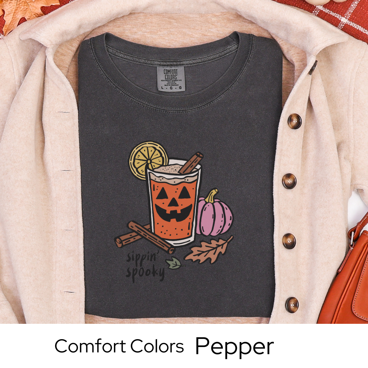 Sippin Spooky Shirt, Halloween Cocktail Tee, Fall Drink Graphic Shirt, White Comfort Colors, Spooky Season Outfit, Autumn Party Top