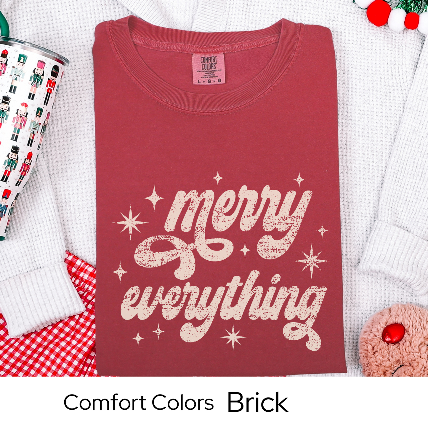 Merry Everything Shirt, Retro Christmas Tee, Holiday Graphic T-Shirt for Women, Festive Gift Idea, Groovy Christmas Outfit