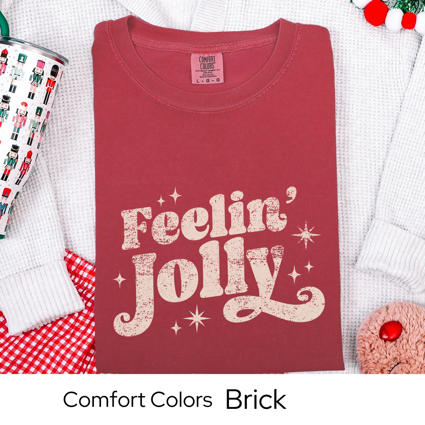 Feelin Jolly Shirt, Retro Christmas Tee, Holiday Graphic T-Shirt for Women, Festive Gift Idea, Groovy Christmas Outfit