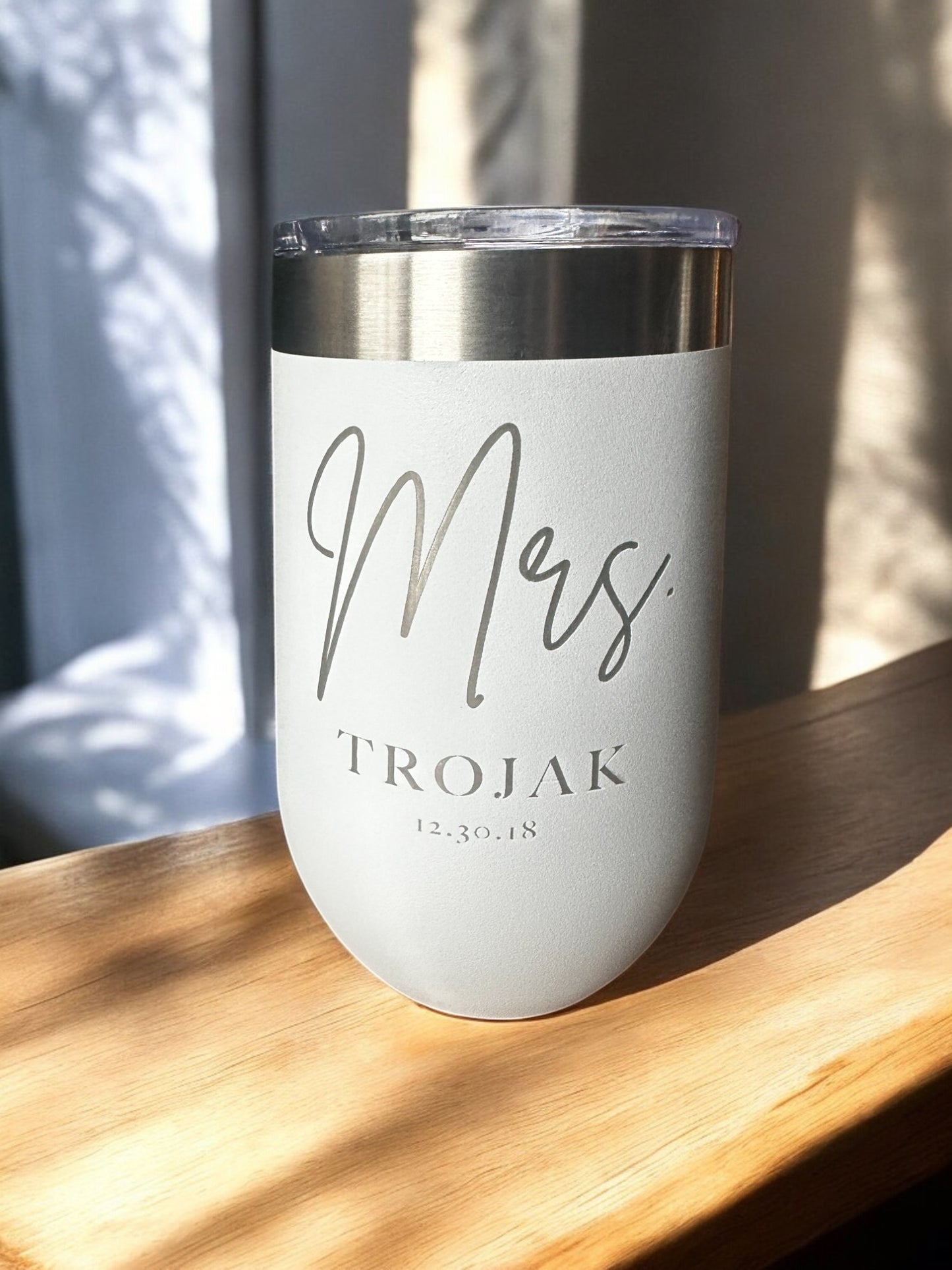 Personalized 16oz Wine Tumbler – Custom Engraved Gift