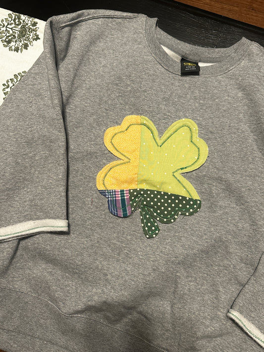 St Patrick's Embroidered, Cropped Sleeve Sweatshirt, Youth Large