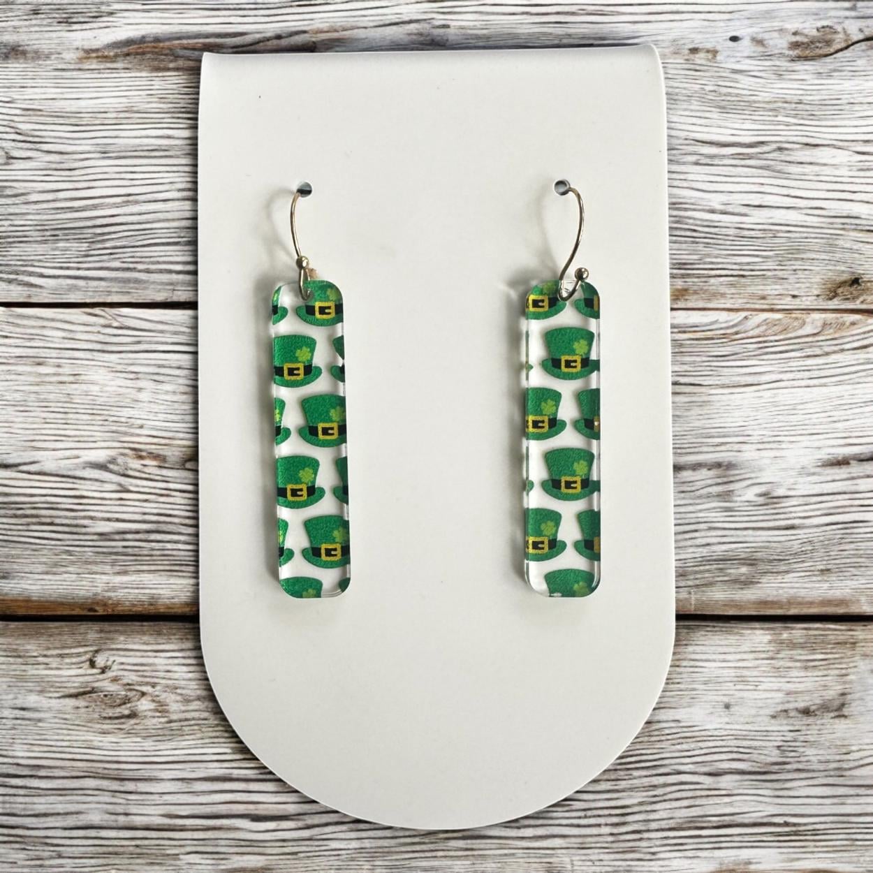 Leprechaun Earrings, St Patricks Day Earrings, St Paddys Dangle, Irish Jewelry, Leprechaun Hat Dangle, Teacher Earrings, Saint Patrick's Day
