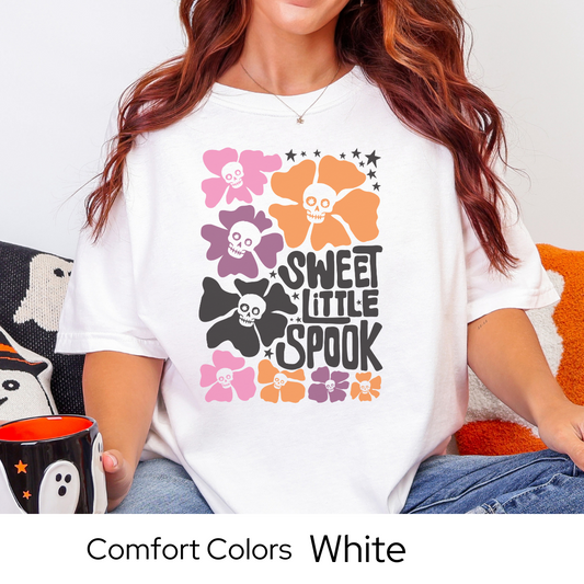Sweet Little Spook Shirt, Pastel Halloween T-SHIRT, Cute Skull Shirt, Comfort Colors Halloween, Groovy Fall Tee, Spooky Season, Retro Tee