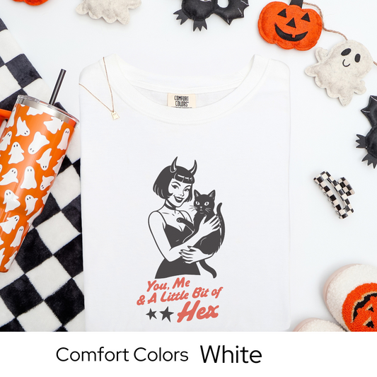 Pinup Girl Halloween Shirt, Retro Witch Graphic Tee, Spooky Season Comfort Colors Top, Vintage Halloween Style, Fall Graphic TShirt