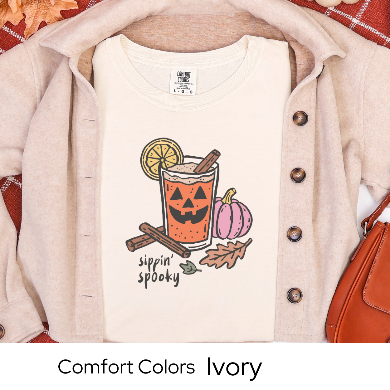 Sippin Spooky Shirt, Halloween Cocktail Tee, Fall Drink Graphic Shirt, White Comfort Colors, Spooky Season Outfit, Autumn Party Top