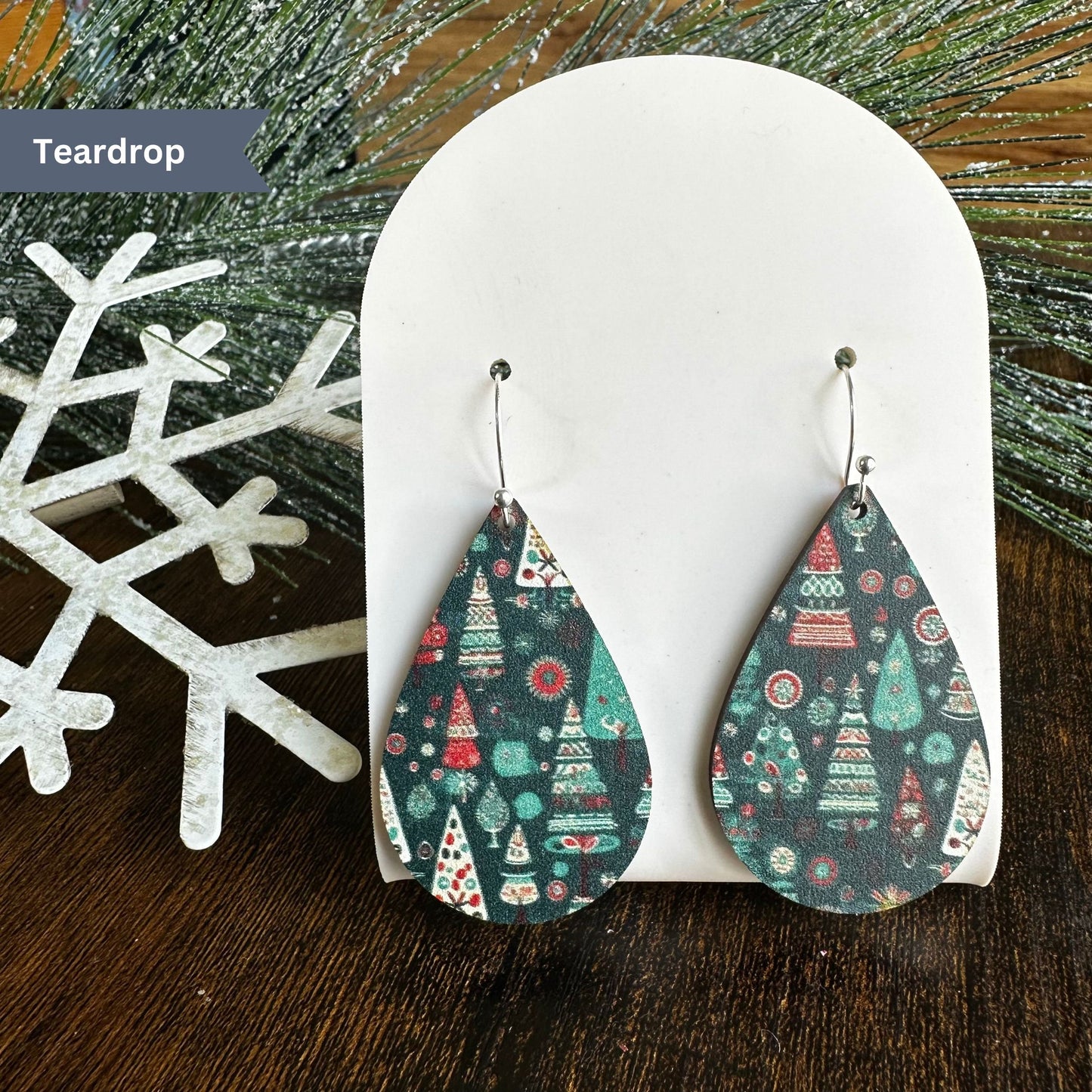 Winter Wonderland, Winter Earrings, Christmas Tree, Christmas Tree Earrings, Green Earrings, Holiday Earrings, Christmas Party, Gift for Her