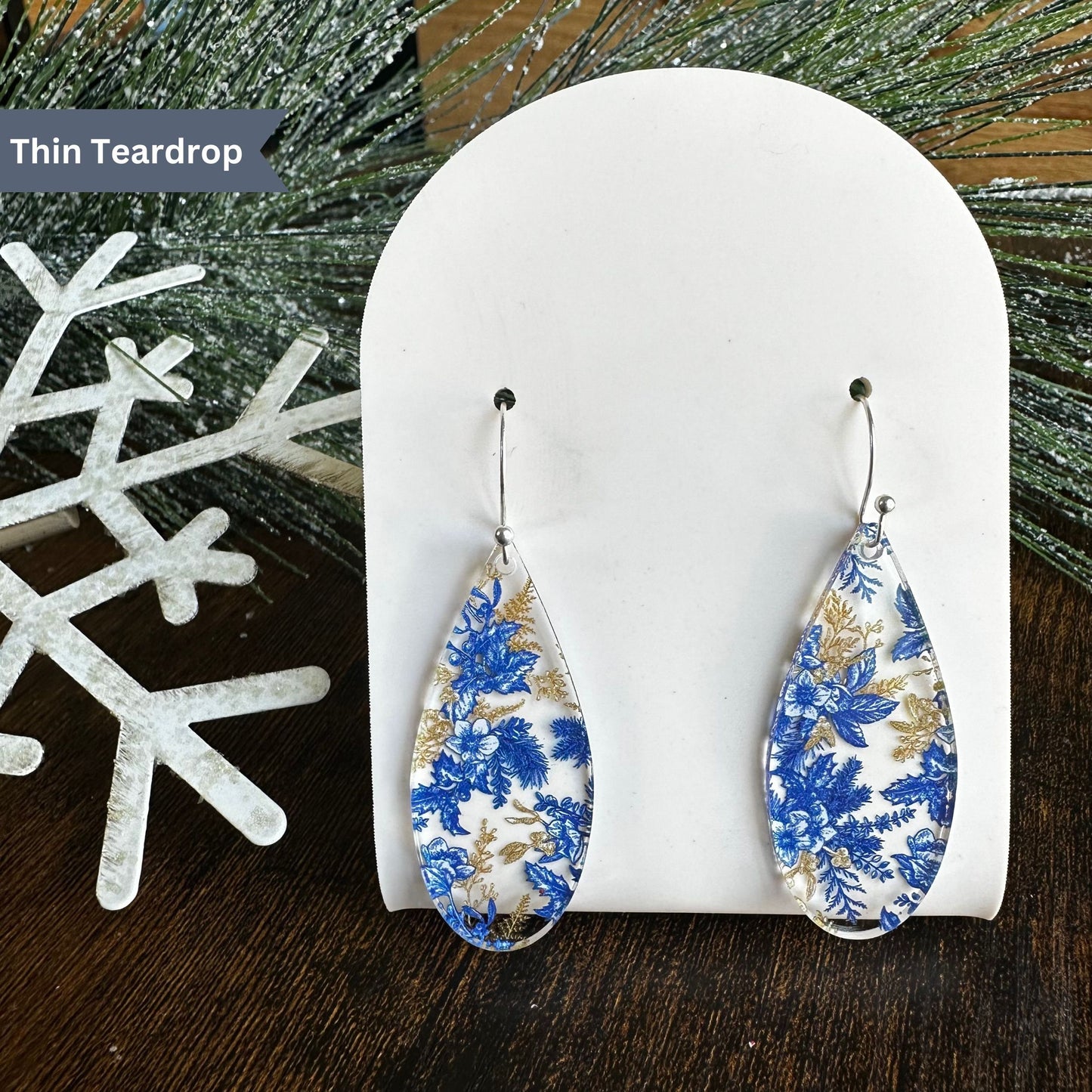 Vintage Earrings, Vintage Floral Earrings, Blue Earrings, Blue and Tan, Vintage Christmas, Christmas Floral, Holiday Earrings, Classy