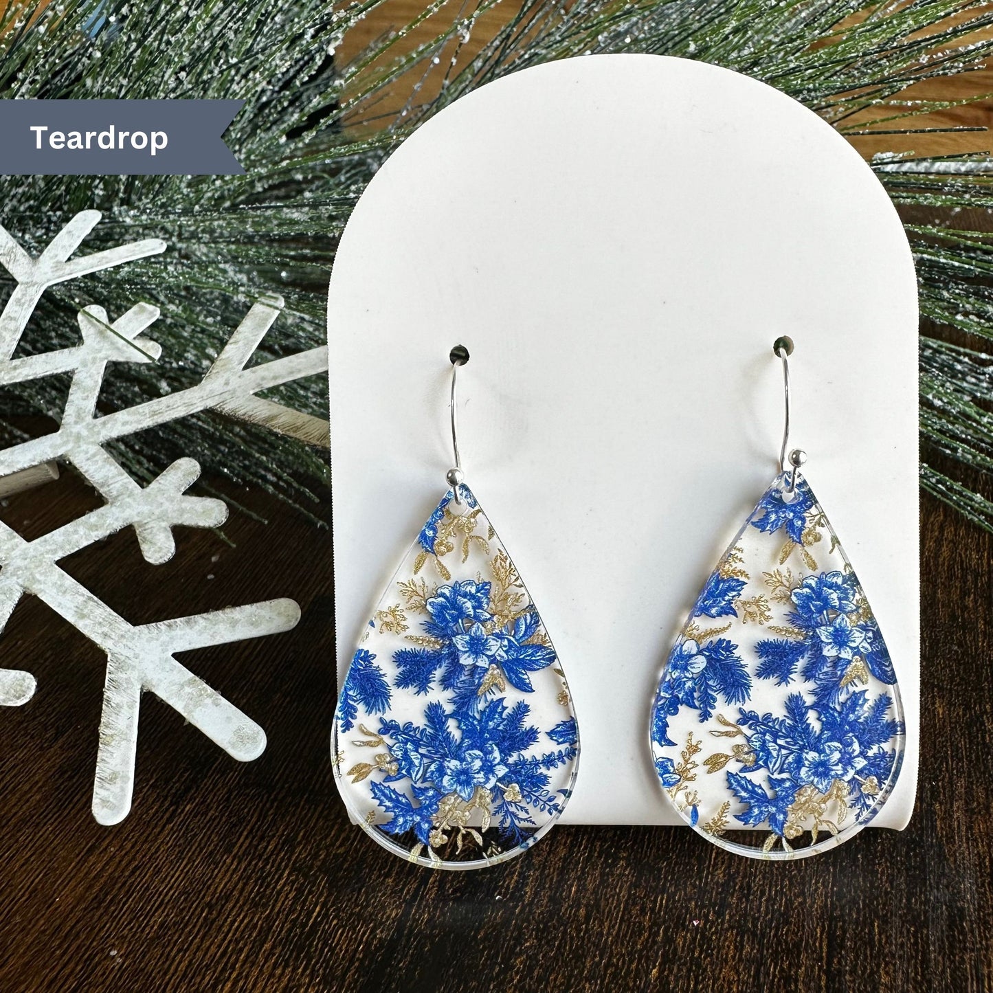 Vintage Earrings, Vintage Floral Earrings, Blue Earrings, Blue and Tan, Vintage Christmas, Christmas Floral, Holiday Earrings, Classy