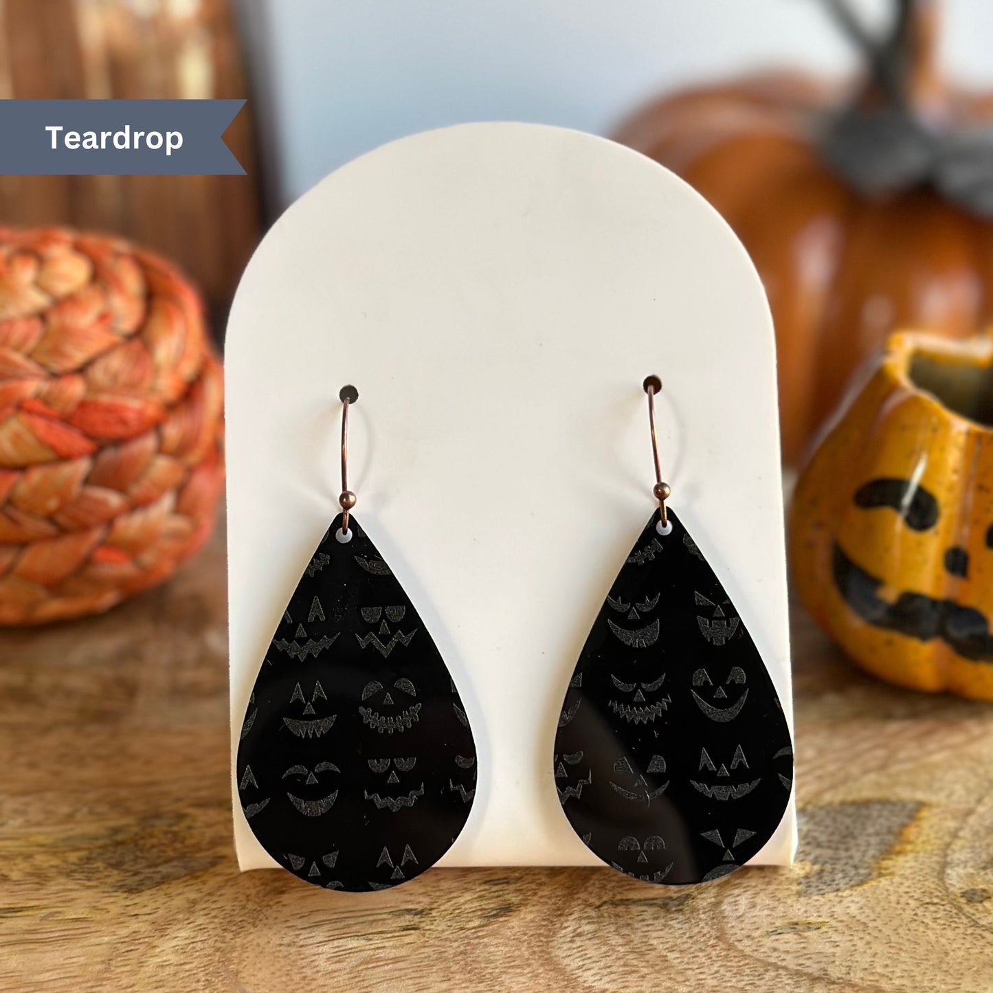 Halloween Earrings, Jack O Lantern, Trick or Treat , Black Pumpkin Earrings, Fall Vibes, Spooky Season, Carved Pumpkin, Black Halloween