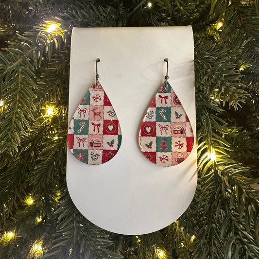 Christmas Earrings, Holiday Earrings, Christmas Accessories, Classic Christmas, Jewelry, Festive Earrings, Quilted, Cozy Holiday